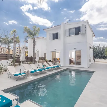 Villa Evelmar Protarász