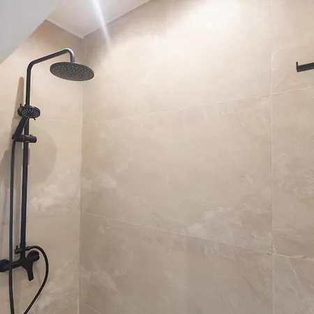 Evelmar 빌라 프로타라스