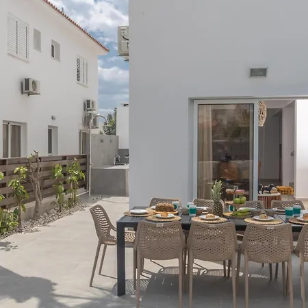 Evelmar Протарас