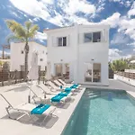 Evelmar Villa *