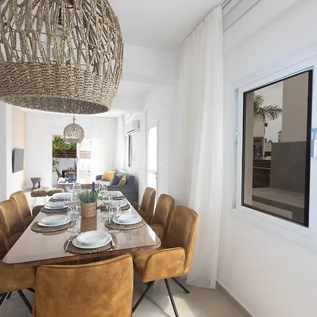 Evelmar Villa *